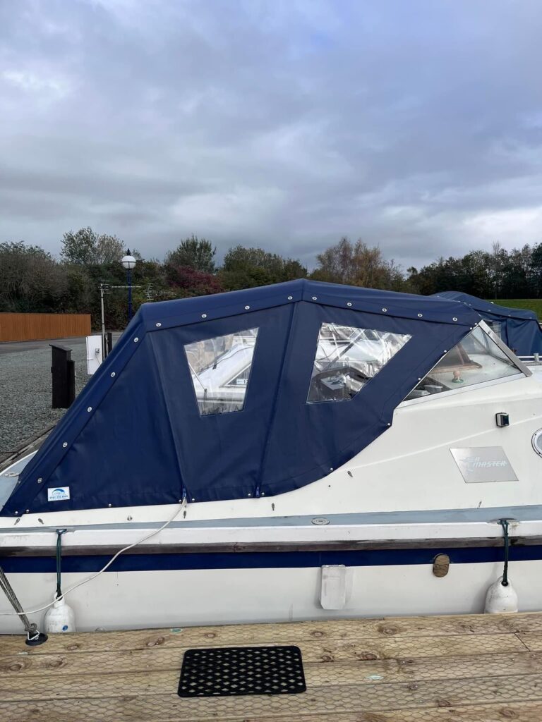 Cover for fibreglass boat